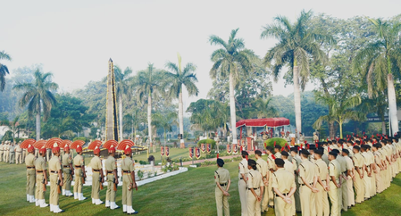 पुलिस स्मृति दिवस 2025 बीएसएफ पंजाब और पंजाब पुलिस ने वीर शहीदों को दी श्रद्धांजलि पुलिस स्मृति दिवस 2025 बीएसएफ पंजाब और पंजाब पुलिस ने वीर शहीदों को दी श्रद्धांजलि