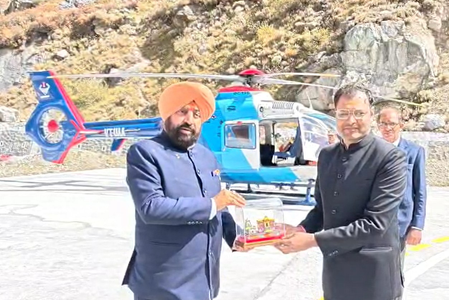राज्यपाल गुरमीत सिंह ने बद्रीनाथ धाम पहुंचकर की पूजा-अर्चना, राज्य और देश की सुख-समृद्धि की कामना