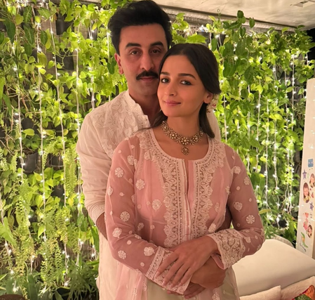 Alia Bhatt shares glimpses of Diwali celebrations, daughter Raha makes a colourful cameo Alia Bhatt shares glimpses of Diwali celebrations, daughter Raha makes a colourful cameo