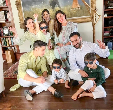 Saba Pataudi shares sweet moments of Saif Ali Khan and Kareena Kapoor on Bhai Dooj Saba Pataudi shares sweet moments of Saif Ali Khan and Kareena Kapoor on Bhai Dooj