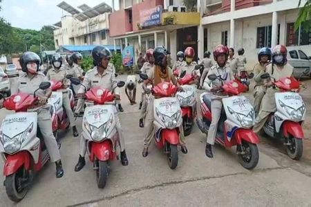 रांची में छठ महापर्व पर मोहल्लों से लेकर घाटों तक सुरक्षा के इंतजाम, टाइगर और शक्ति कमांडों की तैनाती रांची में छठ महापर्व पर मोहल्लों से लेकर घाटों तक सुरक्षा के इंतजाम, टाइगर और शक्ति कमांडों की तैनाती