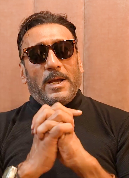 Jackie Shroff celebrates 11 years of ‘Happy New Year’ Jackie Shroff celebrates 11 years of ‘Happy New Year’