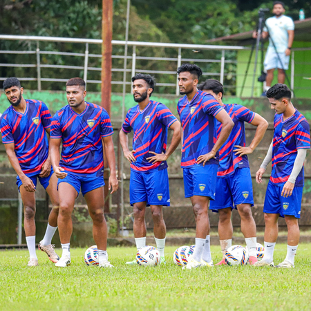 चेन्नईयिन एफसी ने एआईएफएफ सुपर कप के लिए 24 सदस्यीय टीम की घोषित की चेन्नईयिन एफसी ने एआईएफएफ सुपर कप के लिए 24 सदस्यीय टीम की घोषित की