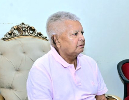 लालू यादव केंद्र सरकार पर भड़के, कहा - छठ पर ट्रेन चलवाने की बात निकली झूठ लालू यादव केंद्र सरकार पर भड़के, कहा - छठ पर ट्रेन चलवाने की बात निकली झूठ