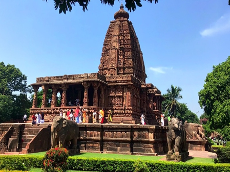 लोक आस्था का महापर्व  छठ पर होती है सूर्य की उपासना, जानें देश के प्रसिद्ध सूर्य मंदिरों के बारे में लोक आस्था का महापर्व  छठ पर होती है सूर्य की उपासना, जानें देश के प्रसिद्ध सूर्य मंदिरों के बारे में
