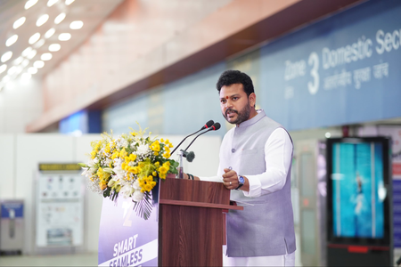 महाराष्ट्र आईजीआई टर्मिनल-2 का भव्य उद्घाटन, नायडू ने कहा- भारत की कनेक्टिविटी को मिली नई ऊंचाई महाराष्ट्र आईजीआई टर्मिनल-2 का भव्य उद्घाटन, नायडू ने कहा- भारत की कनेक्टिविटी को मिली नई ऊंचाई