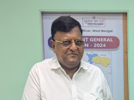 West Bengal CEO seeks report on 'inclusion' of Trinamool office bearer in BLOs list