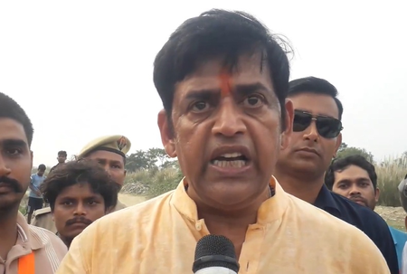 गोरखपुर सांसद रवि किशन का दावा, बिहार की जनता को नीतीश कुमार पर भरोसा गोरखपुर सांसद रवि किशन का दावा, बिहार की जनता को नीतीश कुमार पर भरोसा