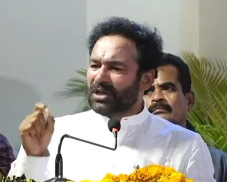 हैदराबाद  केंद्रीय मंत्री किशन रेड्डी ने गौ ज्ञान पुरस्कार समारोह में गौ रक्षा को बताया जरूरी हैदराबाद  केंद्रीय मंत्री किशन रेड्डी ने गौ ज्ञान पुरस्कार समारोह में गौ रक्षा को बताया जरूरी