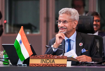 ईस्ट एशिया समिट एस जयशंकर ने किया स्पष्ट, आतंकवाद से रक्षा के अधिकार से समझौता नहीं ईस्ट एशिया समिट एस जयशंकर ने किया स्पष्ट, आतंकवाद से रक्षा के अधिकार से समझौता नहीं