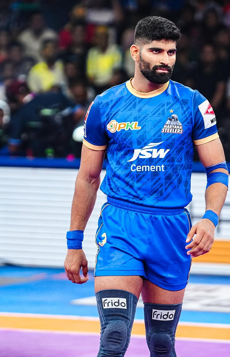 फिट रहने के लिए शुरू की कबड्डी, आज पीकेएल स्टार हैं विनय कुमार फिट रहने के लिए शुरू की कबड्डी, आज पीकेएल स्टार हैं विनय कुमार