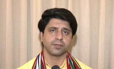 आप करो तो चमत्कार और चुनाव आयोग करे तो गुनाहगार, एसआईआर के मुद्दे पर शहजाद पूनावाला का विपक्ष पर तंज आप करो तो चमत्कार और चुनाव आयोग करे तो गुनाहगार, एसआईआर के मुद्दे पर शहजाद पूनावाला का विपक्ष पर तंज