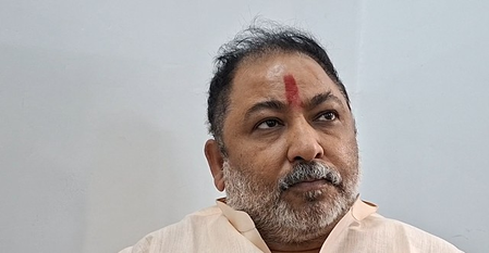 बिहार की जनता को सीएम नीतीश और पीएम मोदी के नेतृत्व में हो रहा विकास पसंद  दयाशंकर सिंह बिहार की जनता को सीएम नीतीश और पीएम मोदी के नेतृत्व में हो रहा विकास पसंद  दयाशंकर सिंह