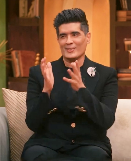 काजोल ने शुरू किया था स्नीकर्स-विद-लहंगा का ट्रेंड, चैट शो में मनीष मल्होत्रा ने किया खुलासा काजोल ने शुरू किया था स्नीकर्स-विद-लहंगा का ट्रेंड, चैट शो में मनीष मल्होत्रा ने किया खुलासा