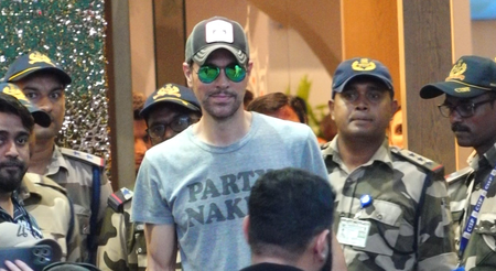 Enrique Iglesias arrives In India ahead of his two-day concert In Mumbai