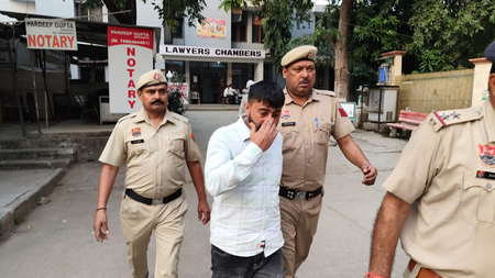 पंचकूला में नाबालिग से रेप के दोषी को कोर्ट ने सुनाई 20 साल की सजा पंचकूला में नाबालिग से रेप के दोषी को कोर्ट ने सुनाई 20 साल की सजा