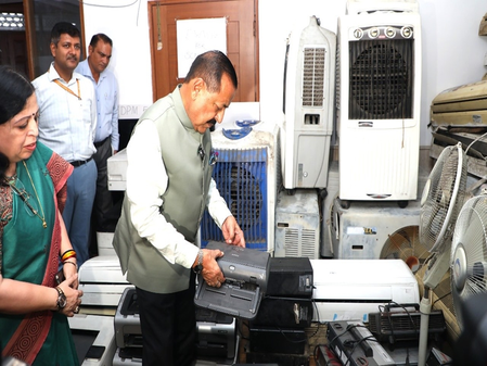 Govt rakes in Rs 387 crore from scrap disposal in Swachhata Campaign 5.0