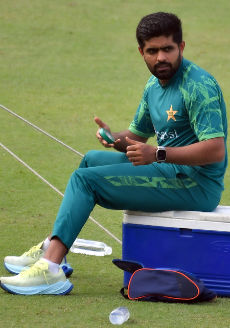 बाबर आजम फ्लॉप, दक्षिण अफ्रीका के खिलाफ पहले टी20 में खाता भी नहीं खोल सके बाबर आजम फ्लॉप, दक्षिण अफ्रीका के खिलाफ पहले टी20 में खाता भी नहीं खोल सके