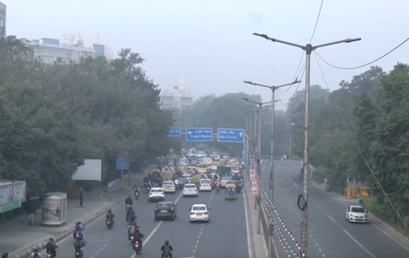 Weather gets cooler in Delhi-NCR as temperatures drop, fog becomes visible