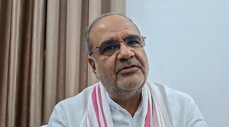 महागठबंधन के चुनावी घोषणापत्र पर भूपेंद्र चौधरी का तंज, ऐसे वादे करना अवास्तविक महागठबंधन के चुनावी घोषणापत्र पर भूपेंद्र चौधरी का तंज, ऐसे वादे करना अवास्तविक