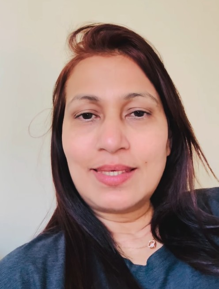 अमाल मलिक की मौसी रोशन गैरी ने ट्रोलर्स को दिया जवाब, असल जिंदगी में भी वैसे ही है अमाल मलिक की मौसी रोशन गैरी ने ट्रोलर्स को दिया जवाब, असल जिंदगी में भी वैसे ही है