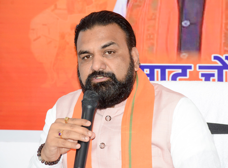 महागठबंधन के चुनावी घोषणापत्र में लालू को नहीं मिली जगह  सम्राट चौधरी महागठबंधन के चुनावी घोषणापत्र में लालू को नहीं मिली जगह  सम्राट चौधरी