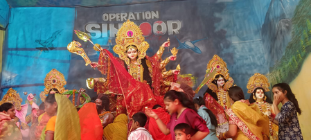 जगद्धात्री पूजा मां दुर्गा का शक्तिशाली स्वरूप, अहंकार पर विजय का प्रतीक जगद्धात्री पूजा मां दुर्गा का शक्तिशाली स्वरूप, अहंकार पर विजय का प्रतीक