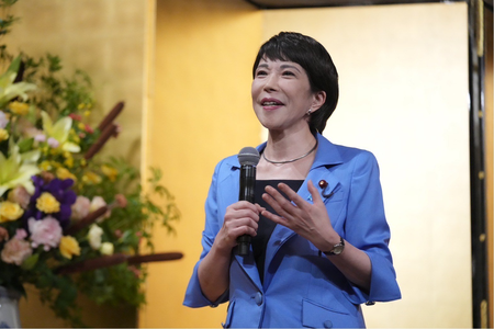 Japanese PM bats for 'new golden chapter' in India-Japan strategic partnership Japanese PM bats for 'new golden chapter' in India-Japan strategic partnership