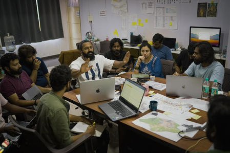 ‘कांतारा  चैप्टर 1’ की सफलता पर ऋषभ शेट्टी ने डायरेक्शन टीम का जताया आभार ‘कांतारा  चैप्टर 1’ की सफलता पर ऋषभ शेट्टी ने डायरेक्शन टीम का जताया आभार