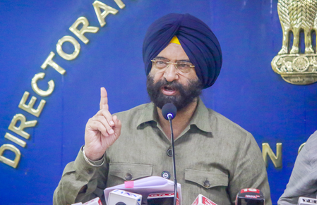 क्लाउड सीडिंग के साथ जमीनी अभियानों से दिल्ली की हवा में सुधार मनजिंदर सिंह सिरसा क्लाउड सीडिंग के साथ जमीनी अभियानों से दिल्ली की हवा में सुधार मनजिंदर सिंह सिरसा