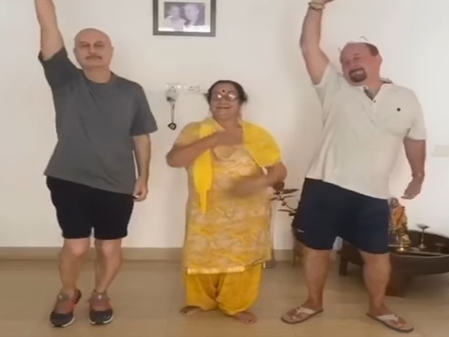 अनुपम खेर और राजू खेर का रिश्ता क्यों है मजबूत, वीडियो शेयर कर बताया राज