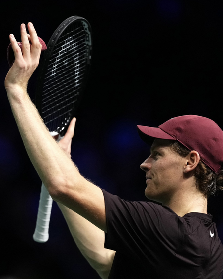 पेरिस मास्टर्स  जैनिक सिनर की शानदार जीत, बर्ग्स को 6-4, 6-2 से हराया पेरिस मास्टर्स  जैनिक सिनर की शानदार जीत, बर्ग्स को 6-4, 6-2 से हराया