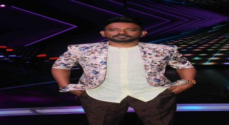 धर्मेश येलांडे कॉलेज छोड़कर की चपरासी की नौकरी, फिर डांस में कमाया नाम