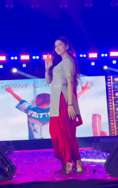 सुथरी पर थिरकीं सपना चौधरी, तो रानी चटर्जी बनीं हेमा मालिनी, सोशल मीडिया पर छाया देसी और क्लासिक संगम