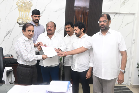 BRS lodges complaint against Telangana CM for poll code violation