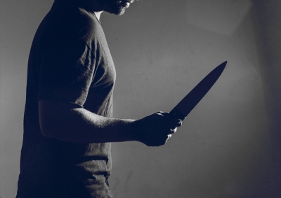 पैसे मांगने पर ग्राहक पर उस्तरे से जानलेवा हमला पनवेल सैलून में खौफनाक वारदात, पीड़ित की हालत गंभीर पैसे मांगने पर ग्राहक पर उस्तरे से जानलेवा हमला पनवेल सैलून में खौफनाक वारदात, पीड़ित की हालत गंभीर