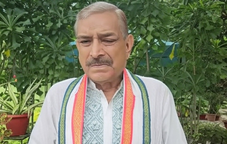 विषम परिस्थितियों में कैसे कदम उठाएं, इंदिरा गांधी से सीखने की जरूरत प्रमोद तिवारी विषम परिस्थितियों में कैसे कदम उठाएं, इंदिरा गांधी से सीखने की जरूरत प्रमोद तिवारी