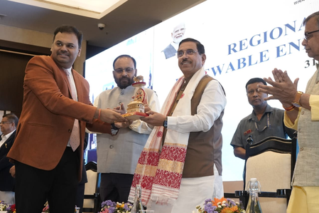 हमारा नॉर्थ ईस्ट पीएम मोदी के दूरदर्शी नेतृत्व में ऊर्जा-लक्ष्मी में बदल रहा  प्रह्लाद जोशी हमारा नॉर्थ ईस्ट पीएम मोदी के दूरदर्शी नेतृत्व में ऊर्जा-लक्ष्मी में बदल रहा  प्रह्लाद जोशी