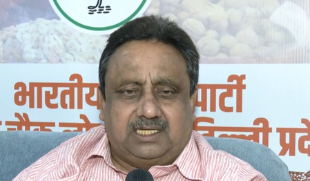 भारतीय महिला टीम की जीत पर प्रवीण खंडेलवाल ने दी बधाई, बोले- देश की बेटियों ने फिर बढ़ाया भारत का मान भारतीय महिला टीम की जीत पर प्रवीण खंडेलवाल ने दी बधाई, बोले- देश की बेटियों ने फिर बढ़ाया भारत का मान