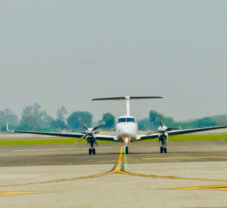 नोएडा एयरपोर्ट पर कैलिब्रेशन फ्लाइट का क्या है महत्व? एकत्र डेटा का होगा विस्तृत विश्लेषण नोएडा एयरपोर्ट पर कैलिब्रेशन फ्लाइट का क्या है महत्व? एकत्र डेटा का होगा विस्तृत विश्लेषण