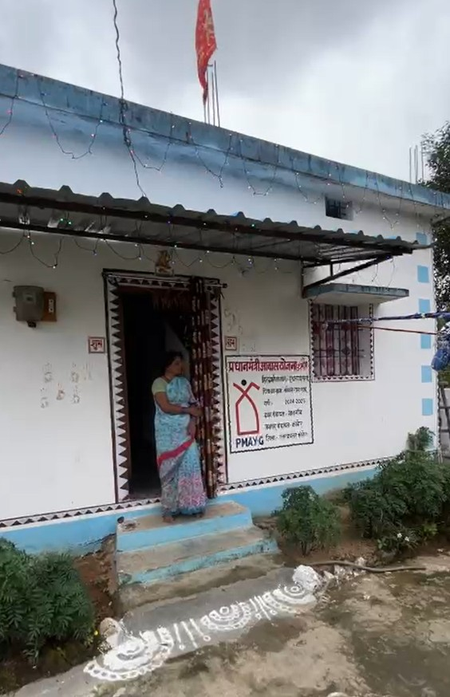 छत्तीसगढ़ पीएम आवास योजना के तहत कांकेर के 6,801 लाख लाभार्थियों को मिलेगा पक्का मकान, लोगों ने जताया आभार छत्तीसगढ़ पीएम आवास योजना के तहत कांकेर के 6,801 लाख लाभार्थियों को मिलेगा पक्का मकान, लोगों ने जताया आभार