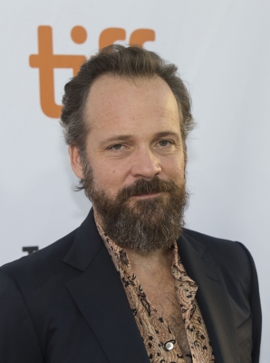 Peter Sarsgaard develops passion for 'beekeeping, gardening' Peter Sarsgaard develops passion for 'beekeeping, gardening'