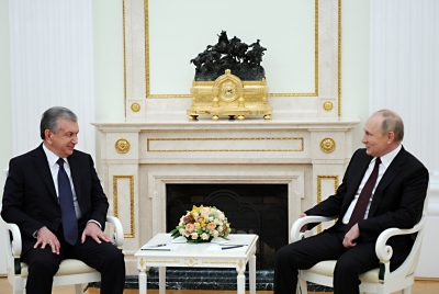 Uzbek, Russian presidents hold telephone conversation