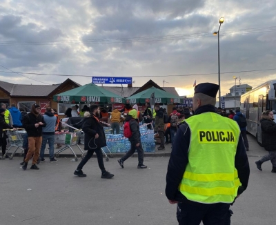 Ukraine: Four killed, 12 injured in grenade attack at railway station Ukraine: Four killed, 12 injured in grenade attack at railway station