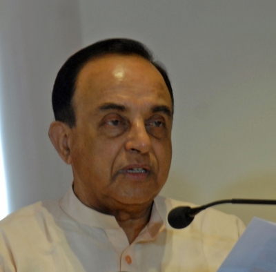 Subramanian Swamy moves Delhi HC alleging massive scam in Max Life's transactions with Axis Bank Subramanian Swamy moves Delhi HC alleging massive scam in Max Life's transactions with Axis Bank