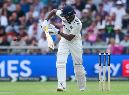 4th Test: England make triple strikes as India reach 149/3 in 52 overs at tea