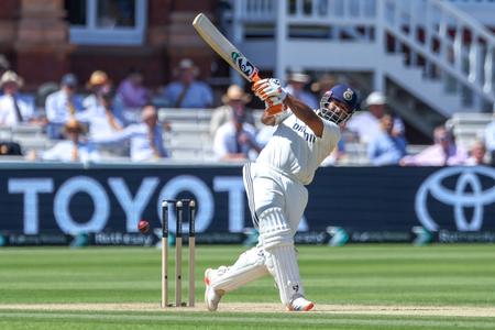 3rd Test: Pant just needs to be himself in India’s chase at Lord’s, says Shastri