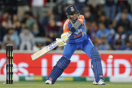 ऑस्ट्रेलिया ने टॉस जीतकर चुनी गेंदबाजी, भारतीय टीम में कोई बदलाव नहीं