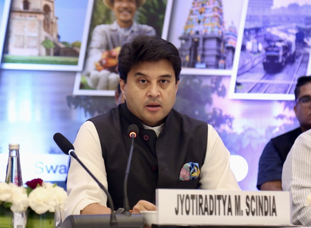 Jyotiraditya Scindia slams Rahul Gandhi for 'langda ghoda' remarks