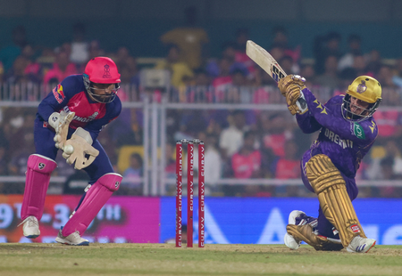 IPL 2025: De Kock made Archer look like he was bowling quite slow, says Moeen Ali